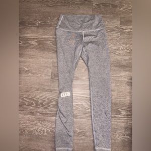 Fleo High Rise Leggings/Tights